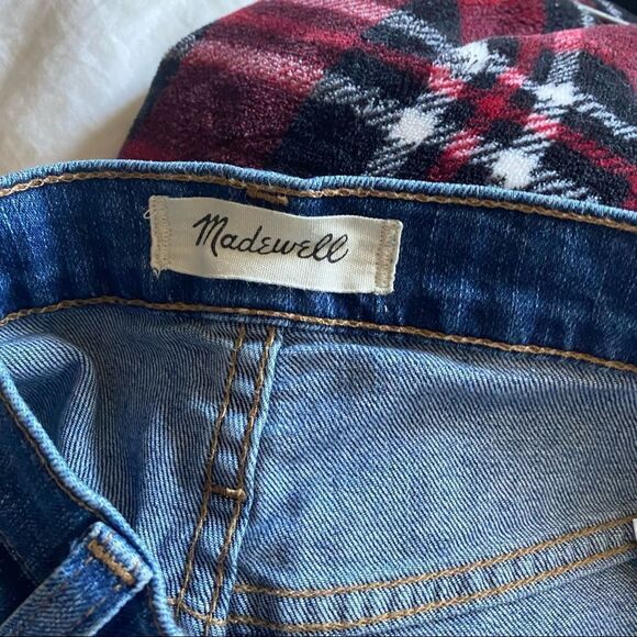 Madewell Womens Classic Straight Fit Mom Jeans - Picture 6 of 10